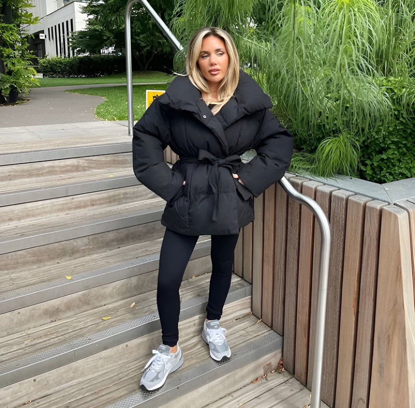 Keira | Zipper Puffer Jacket With Belt