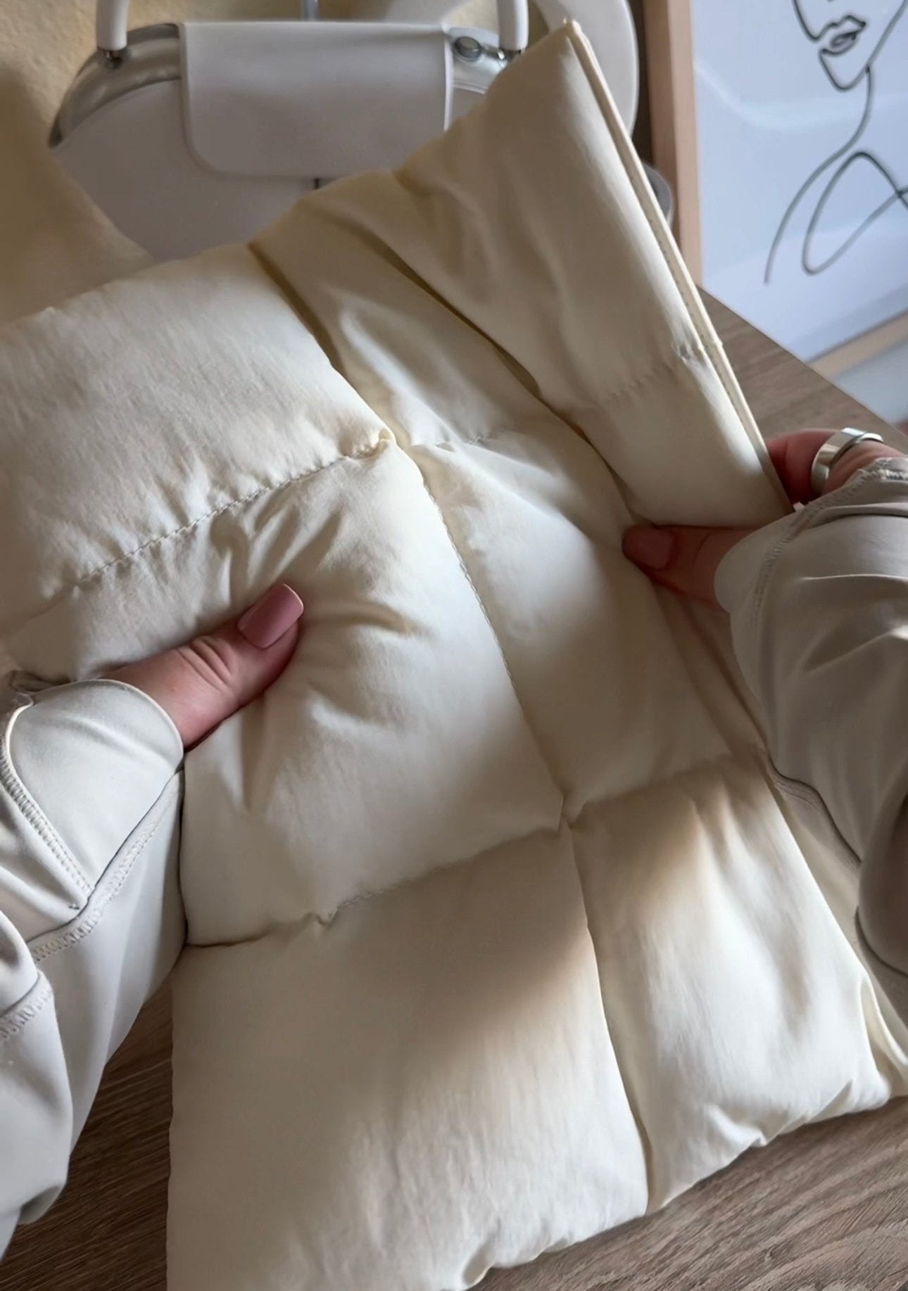 Cressida | Elegant Puff Laptop Sleeve