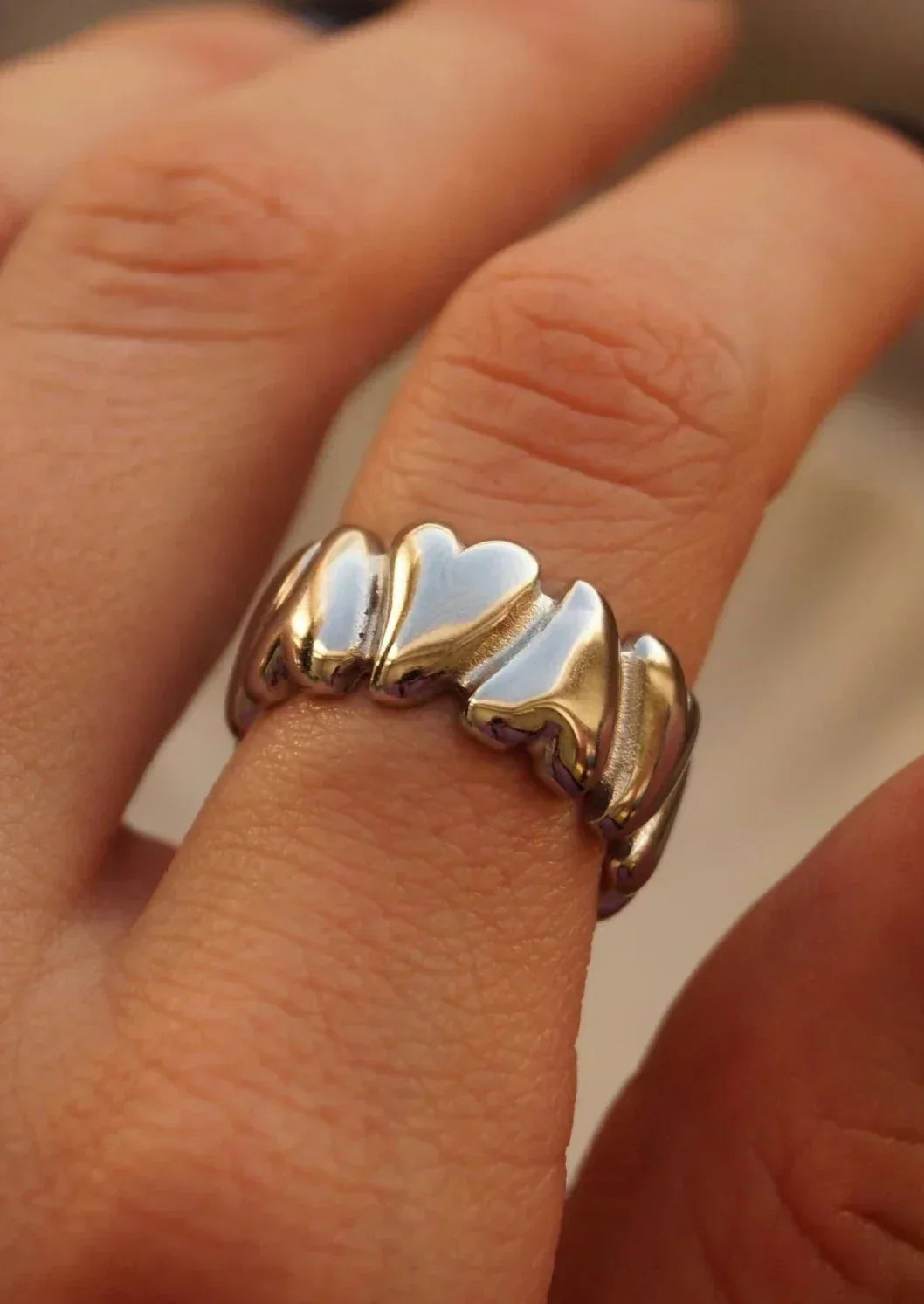 Vivienne - Wrap-Around Heart Ring
